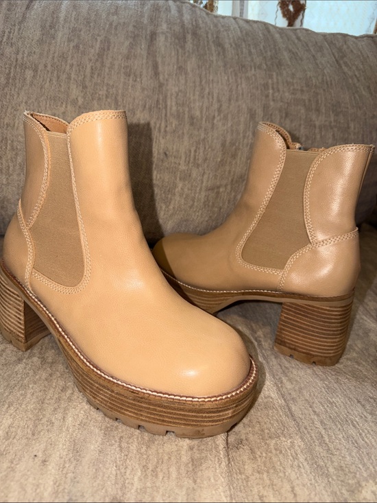 Oasis Society Shoes - Chunky Heel Booties